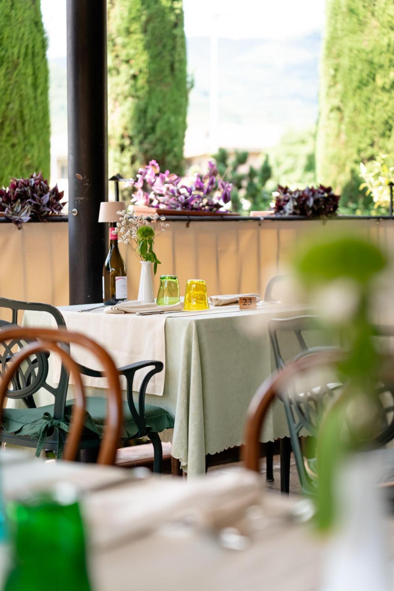 Hotel Ristorante La Lanterna Castelnuovo di Garfagnana Zewnętrze zdjęcie