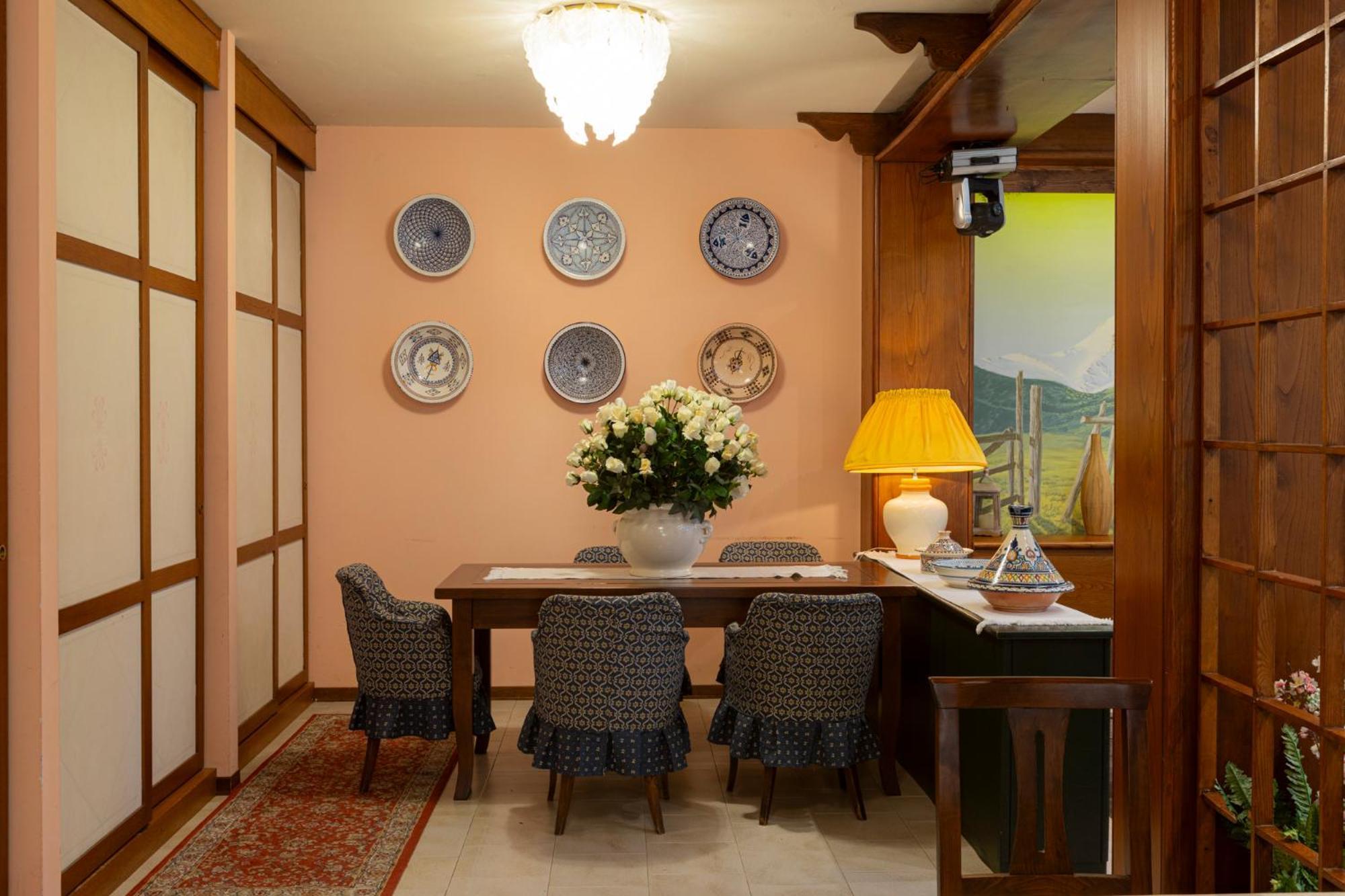 Hotel Ristorante La Lanterna Castelnuovo di Garfagnana Zewnętrze zdjęcie